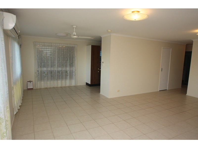 32 Coonowrin Street, Battery Hill QLD 4551