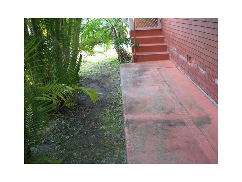18 First Avenue, Caloundra QLD 4551