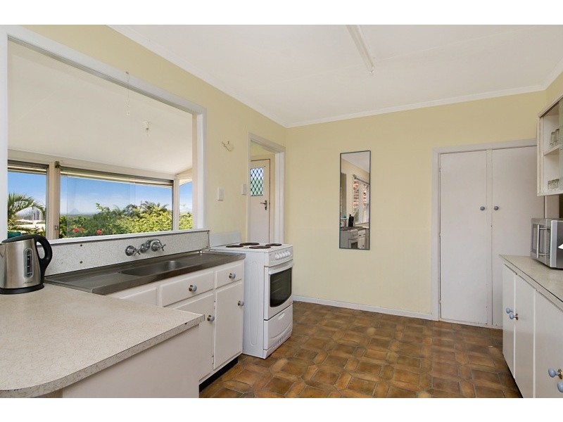 2 Bombala Terrace, Caloundra QLD 4551