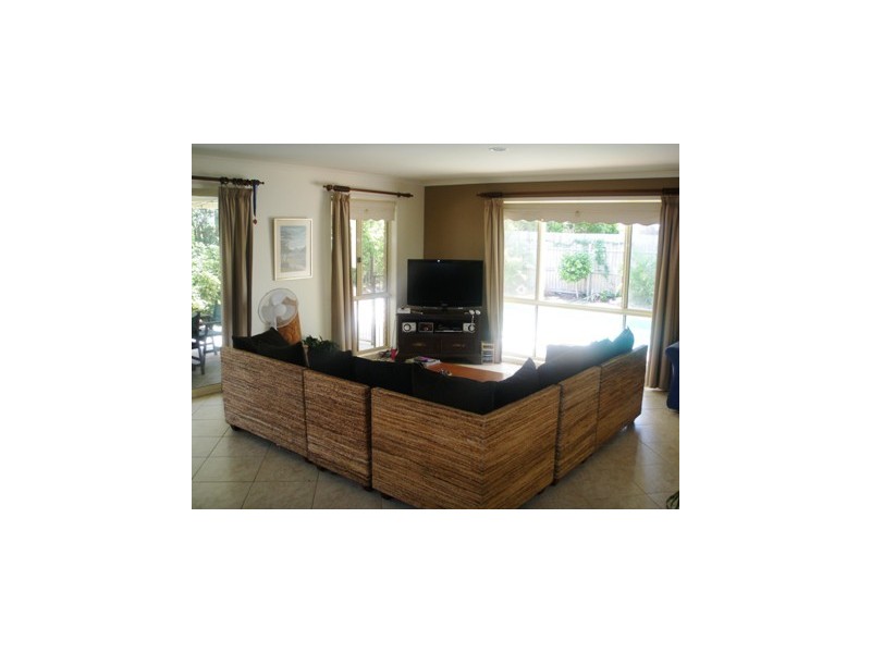 11 Fantail Place, Wurtulla QLD 4575