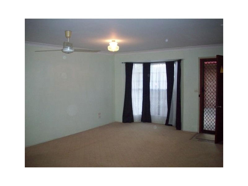 2/8 First Avenue, Caloundra QLD 4551