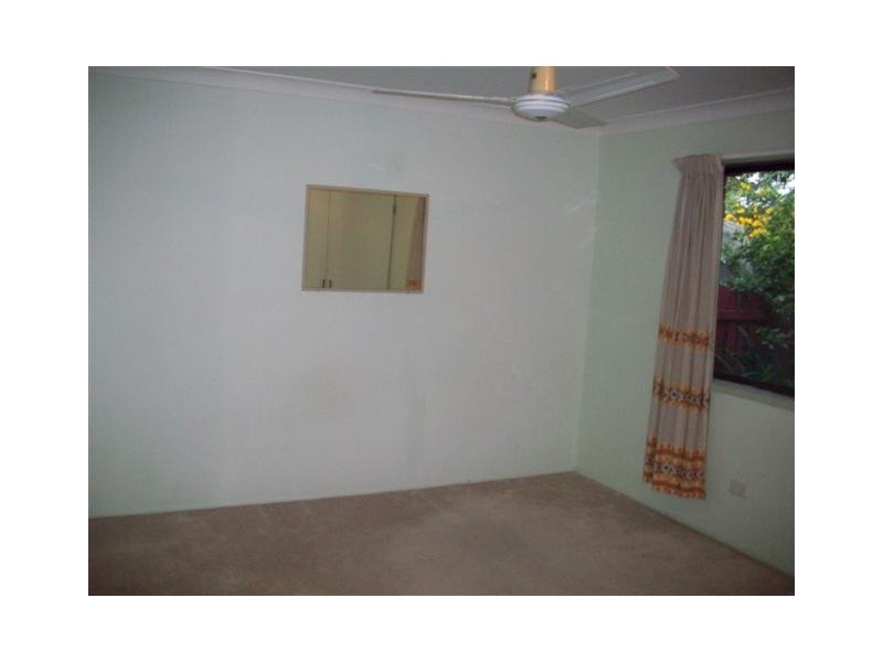 2/8 First Avenue, Caloundra QLD 4551