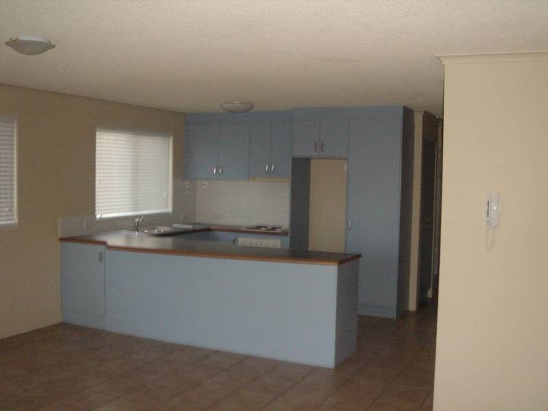 6/49 Lowergay Terrace, Kings Beach QLD 4551