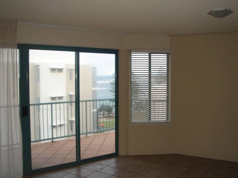 6/49 Lowergay Terrace, Kings Beach QLD 4551