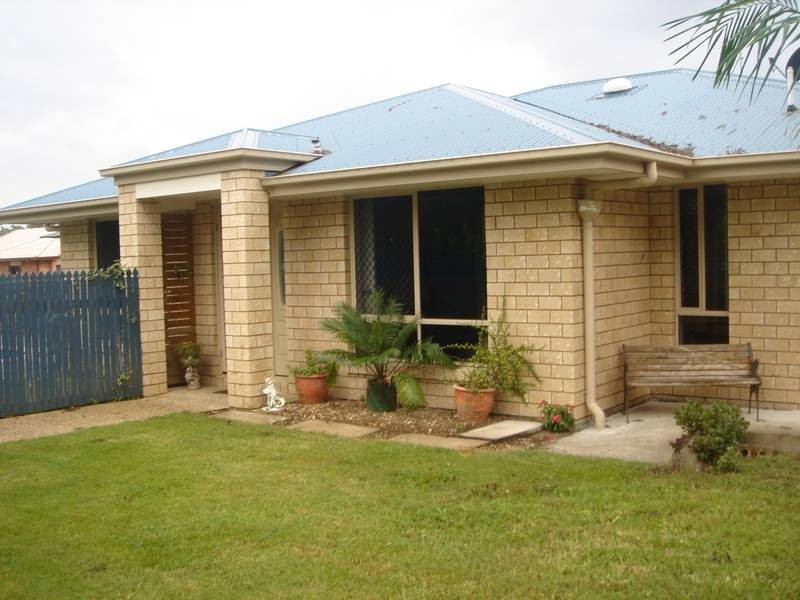 2 Dawn Court, Landsborough QLD 4550