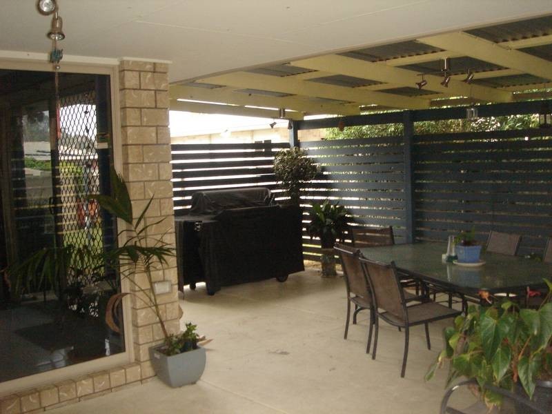 2 Dawn Court, Landsborough QLD 4550