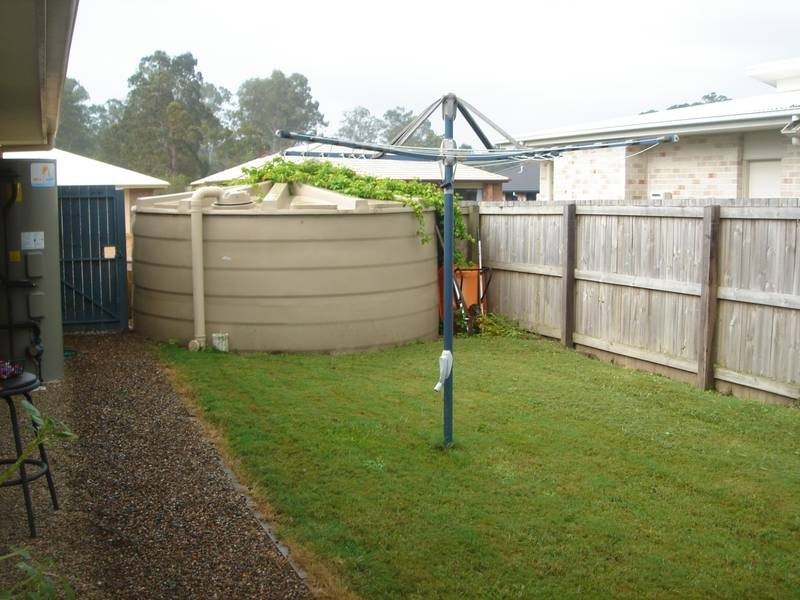 2 Dawn Court, Landsborough QLD 4550