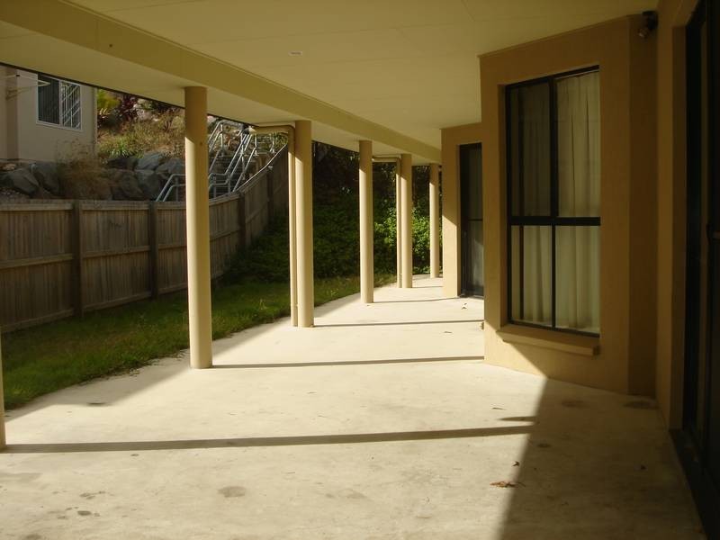 17 Dunk Place, Little Mountain QLD 4551
