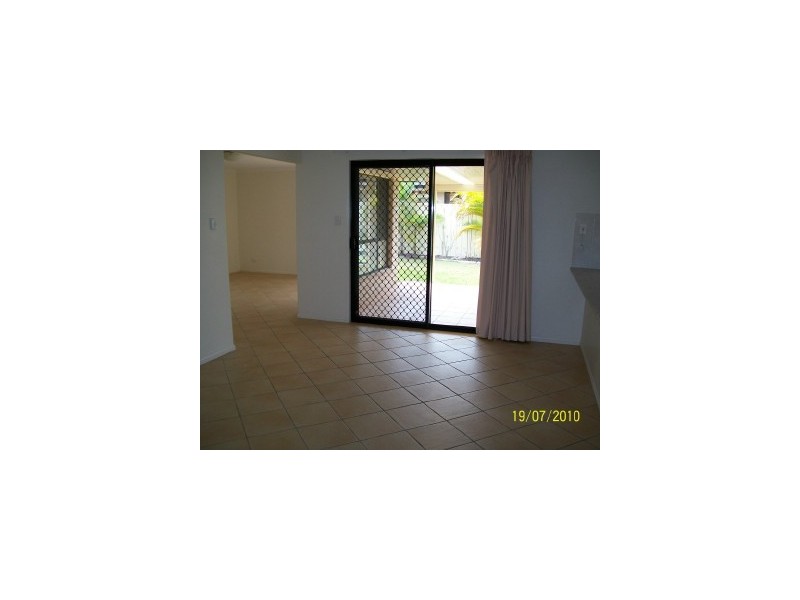 11 Pembroke Avenue, Pelican Waters QLD 4551