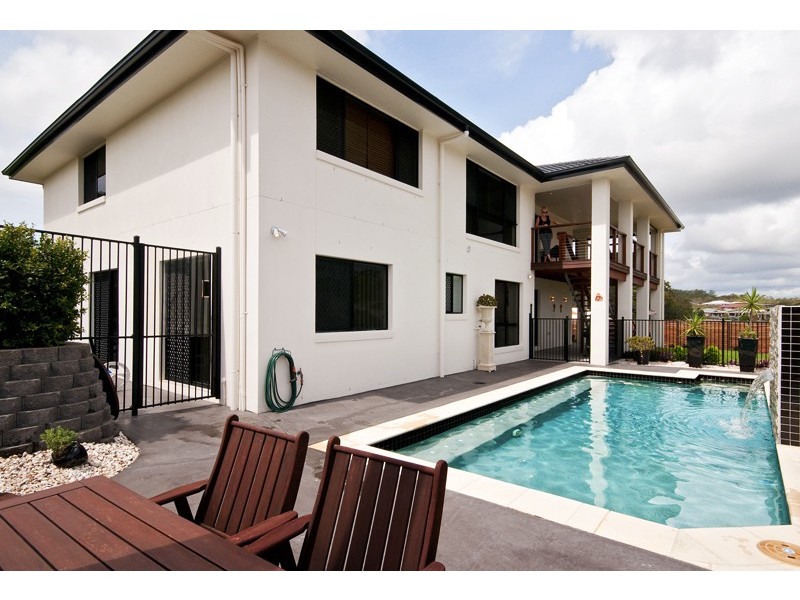 5 Pine Ridge Place, Little Mountain QLD 4551