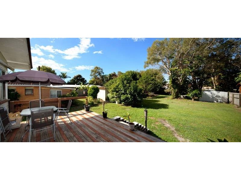 25 Blaxland Street, Golden Beach QLD 4551