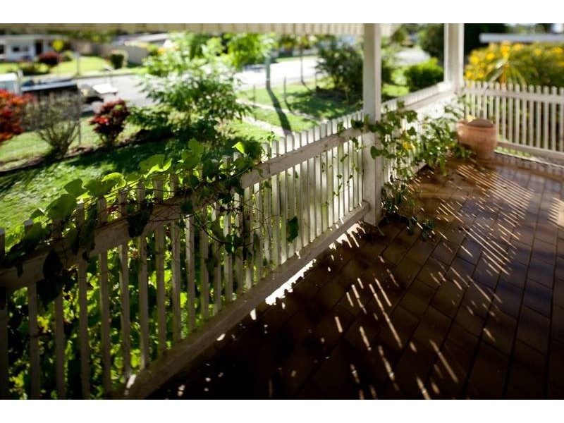 25 Blaxland Street, Golden Beach QLD 4551