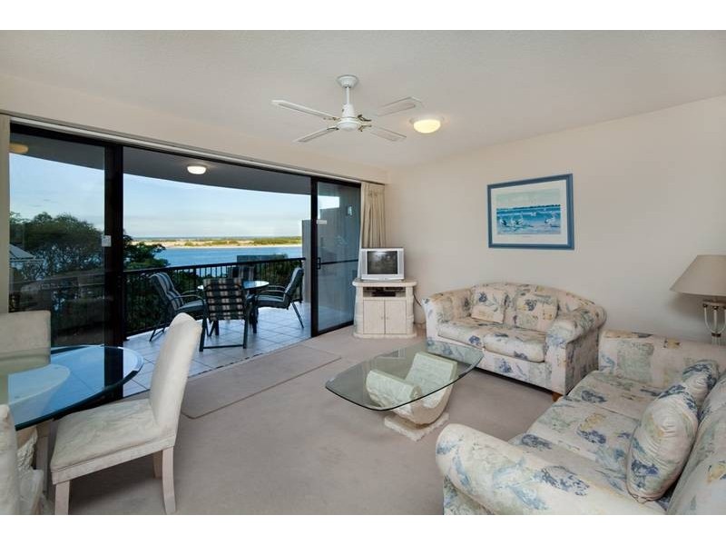 10/35 Landsborough Parade, Golden Beach QLD 4551