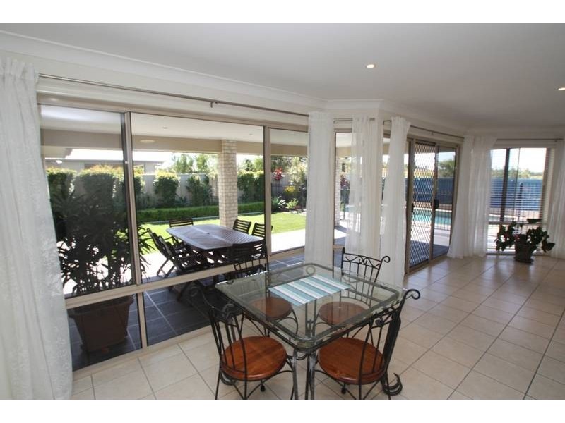 4 Rutherford Place, Pelican Waters QLD 4551