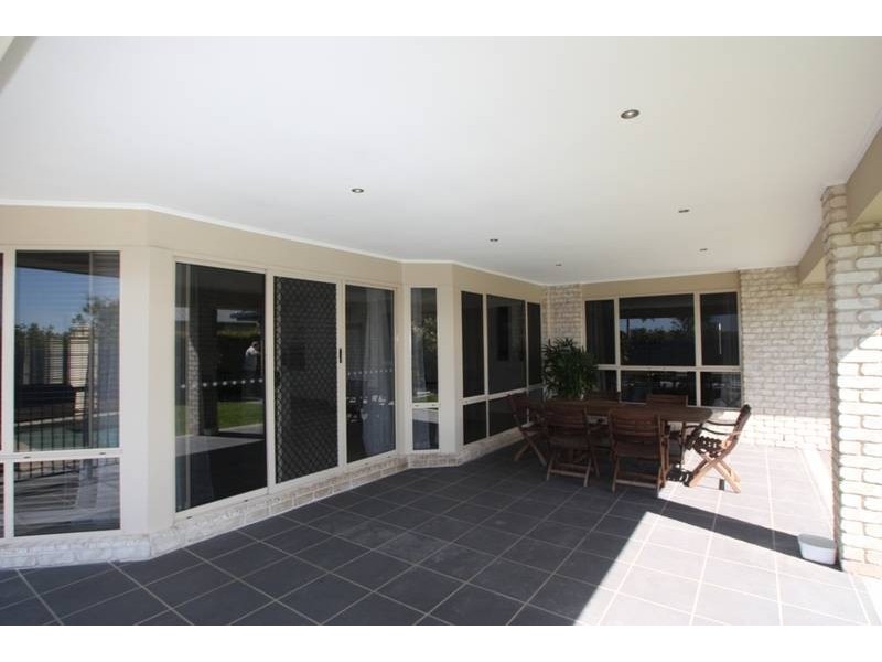 4 Rutherford Place, Pelican Waters QLD 4551