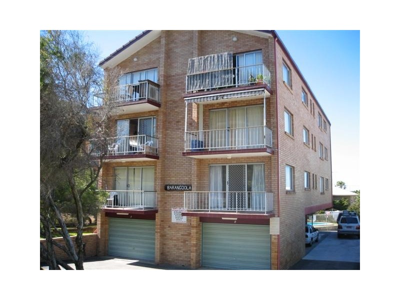 2/16 Moreton Parade, Kings Beach QLD 4551
