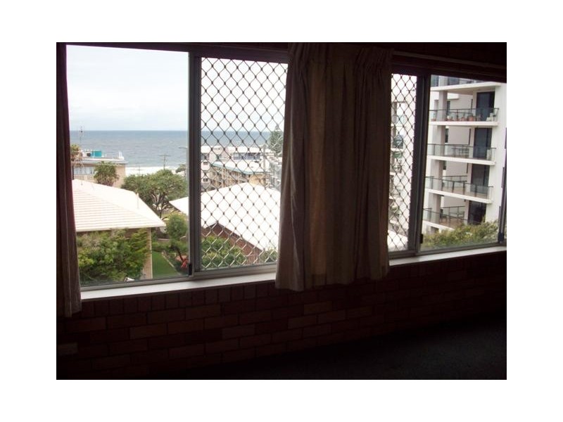 2/16 Moreton Parade, Kings Beach QLD 4551
