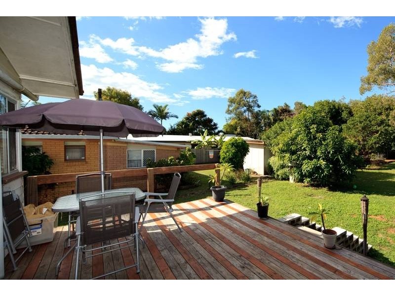 25 Blaxland Street, Golden Beach QLD 4551