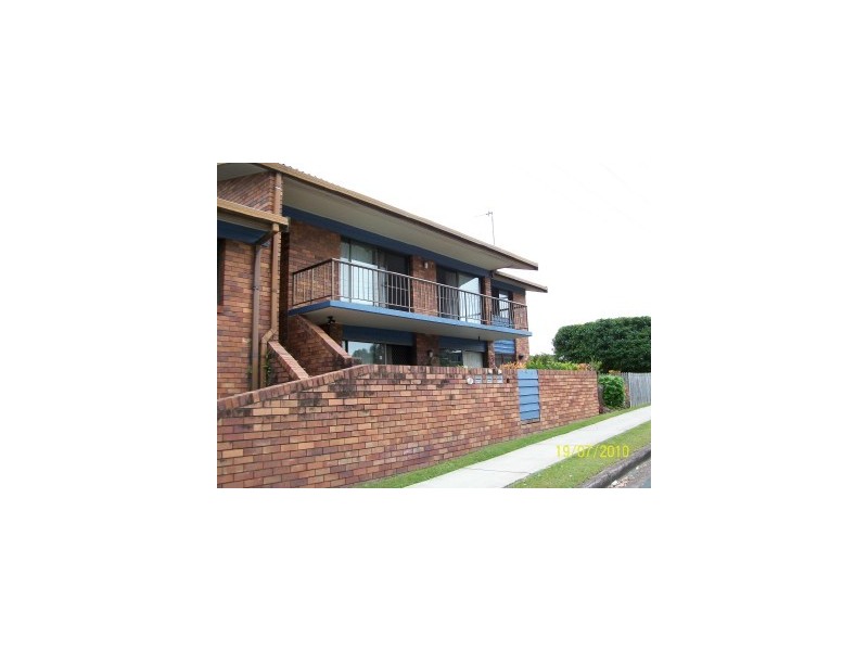 2/8 Suller Street, Kings Beach QLD 4551