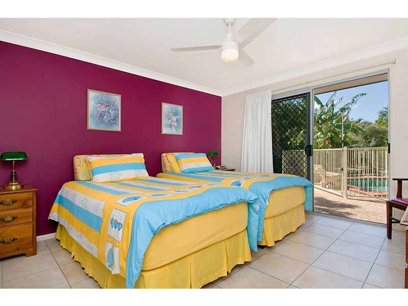 5 Sting-Ray Harbour Court, Pelican Waters QLD 4551