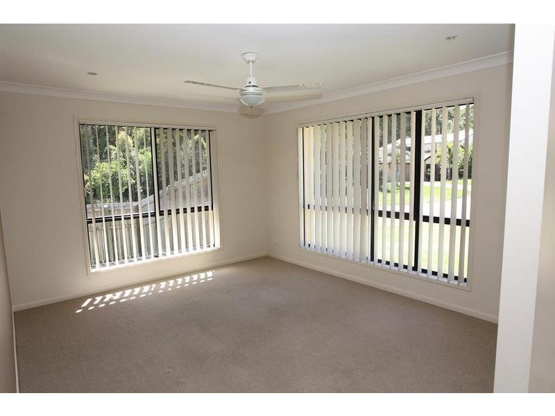 38 Gallery Place, Little Mountain QLD 4551