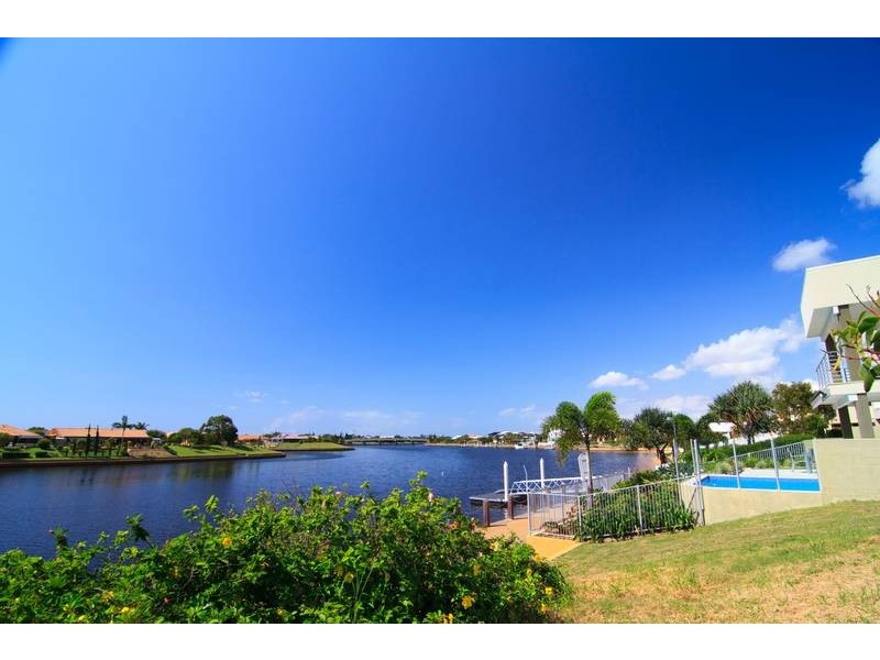 7 Zanzibar Ct, Parrearra QLD 4575