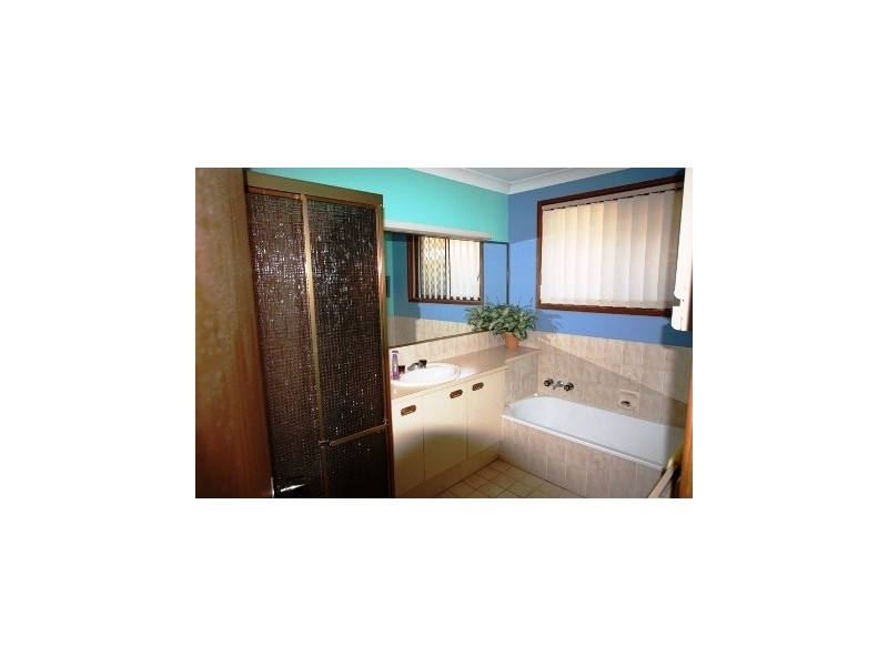 129 Cooroora Street, Battery Hill QLD 4551