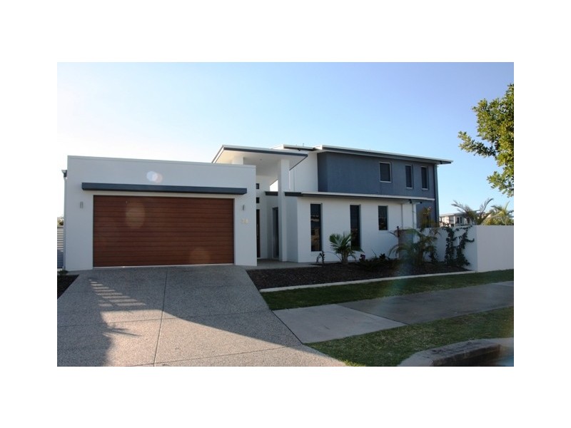 38 Tarawa, Kawana Island QLD 4575