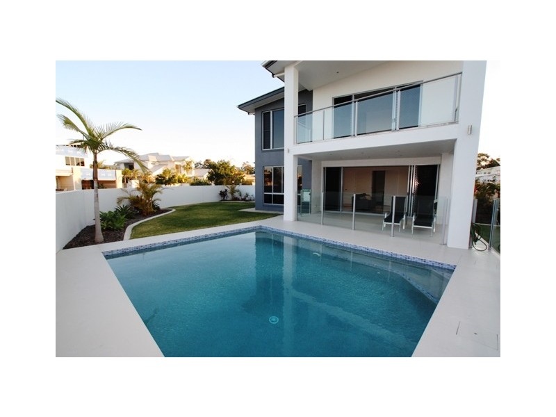 38 Tarawa, Kawana Island QLD 4575