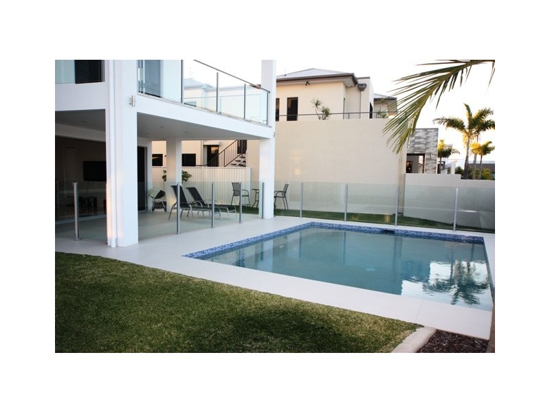 38 Tarawa, Kawana Island QLD 4575