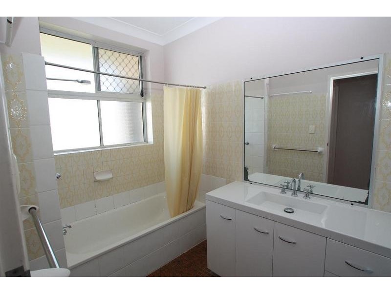 5/19 Saltair Street, Kings Beach QLD 4551