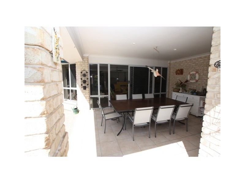 5 Sting Ray Harbour Court, Pelican Waters QLD 4551