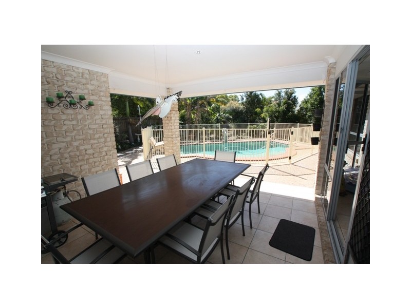 5 Sting Ray Harbour Court, Pelican Waters QLD 4551