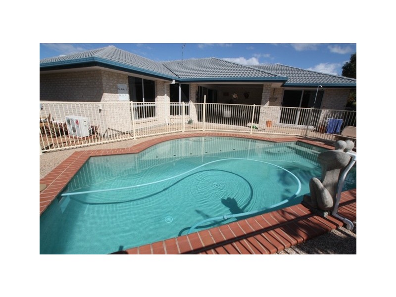 5 Sting Ray Harbour Court, Pelican Waters QLD 4551