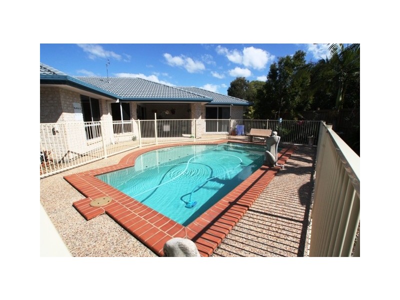 5 Sting Ray Harbour Court, Pelican Waters QLD 4551