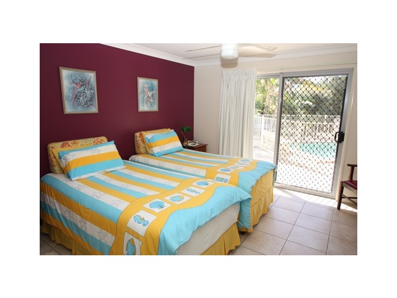 5 Sting Ray Harbour Court, Pelican Waters QLD 4551
