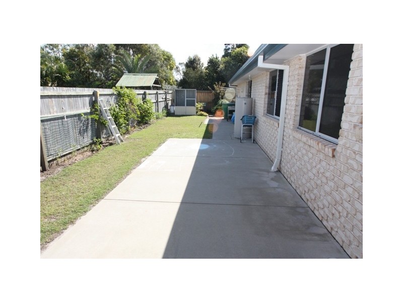 5 Sting Ray Harbour Court, Pelican Waters QLD 4551