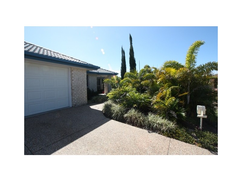 5 Sting Ray Harbour Court, Pelican Waters QLD 4551