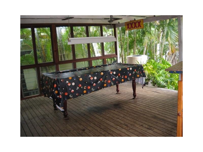 18 First Avenue, Caloundra QLD 4551