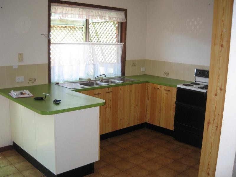 21 Lapoinya Crescent, Warana QLD 4575