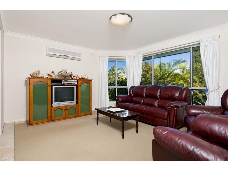 5 Stingray Harbour Court, Pelican Waters QLD 4551