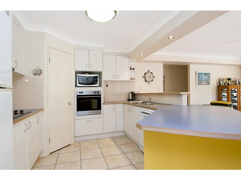 5 Stingray Harbour Court, Pelican Waters QLD 4551