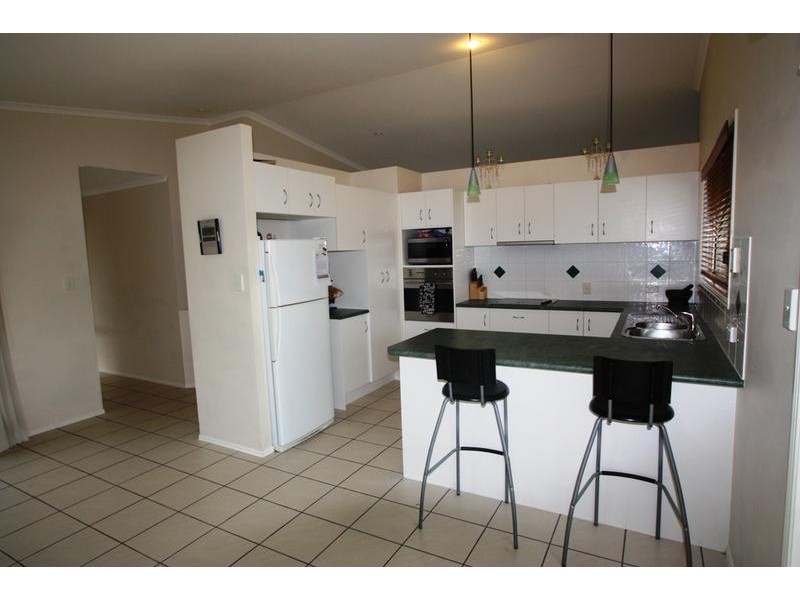 5 Fernleaf Court, Currimundi QLD 4551