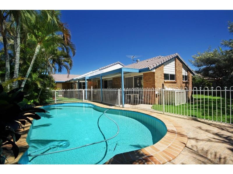 8 Eagle Court, Wurtulla QLD 4575
