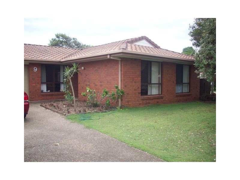 9 Coorabin Street, Warana QLD 4575