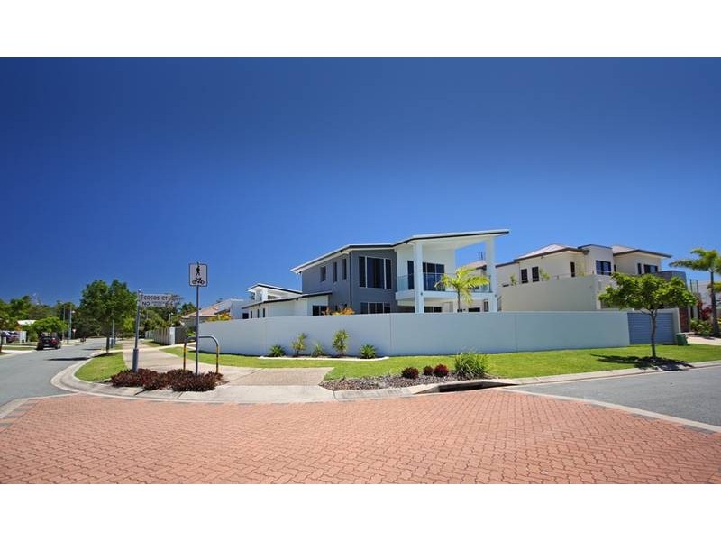 38 Tarawa Street, Kawana Island QLD 4575