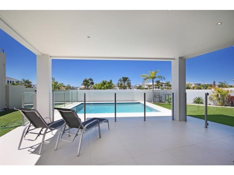 38 Tarawa Street, Kawana Island QLD 4575
