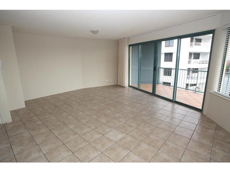 6/49 Lowergay Terrace, Kings Beach QLD 4551