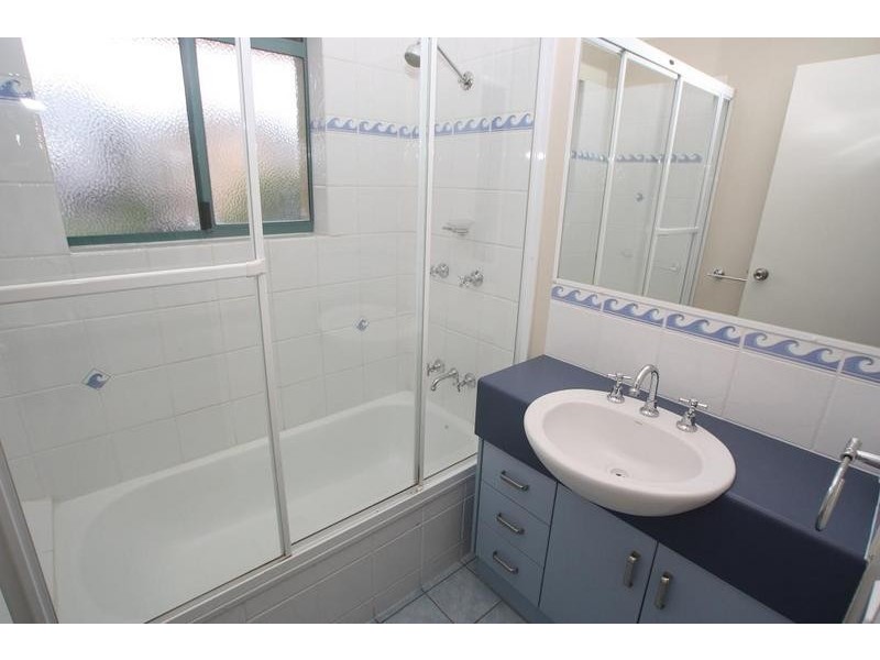 6/49 Lowergay Terrace, Kings Beach QLD 4551