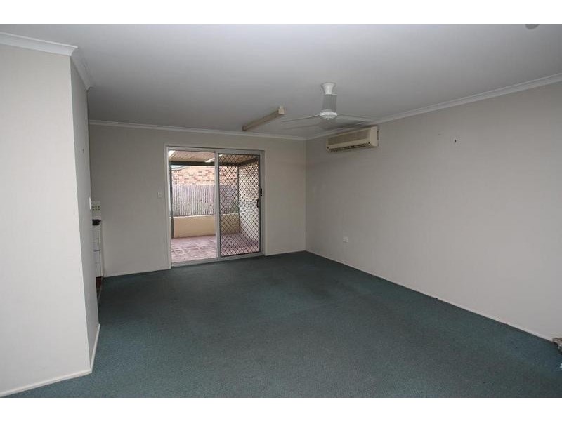 18 Girraween Street, Warana QLD 4575